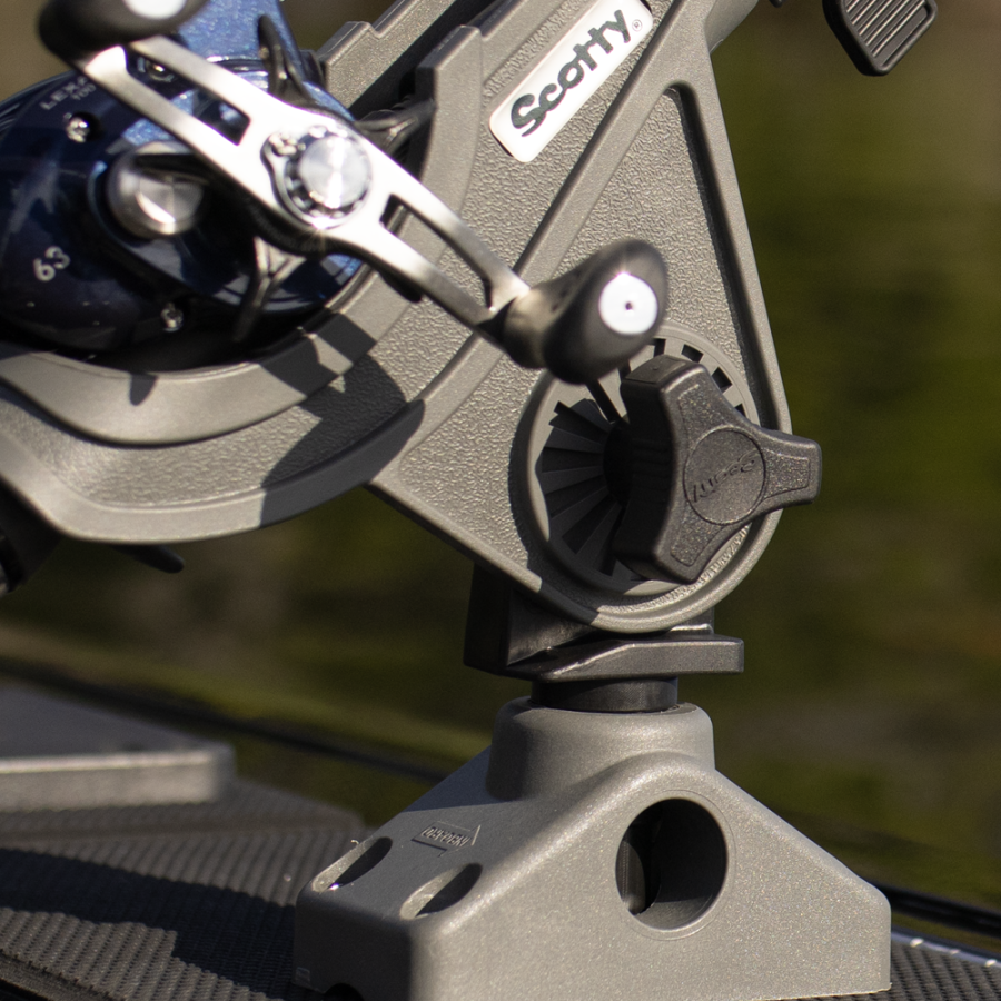 280-GR Baitcaster Spinning Lifestyle Photos